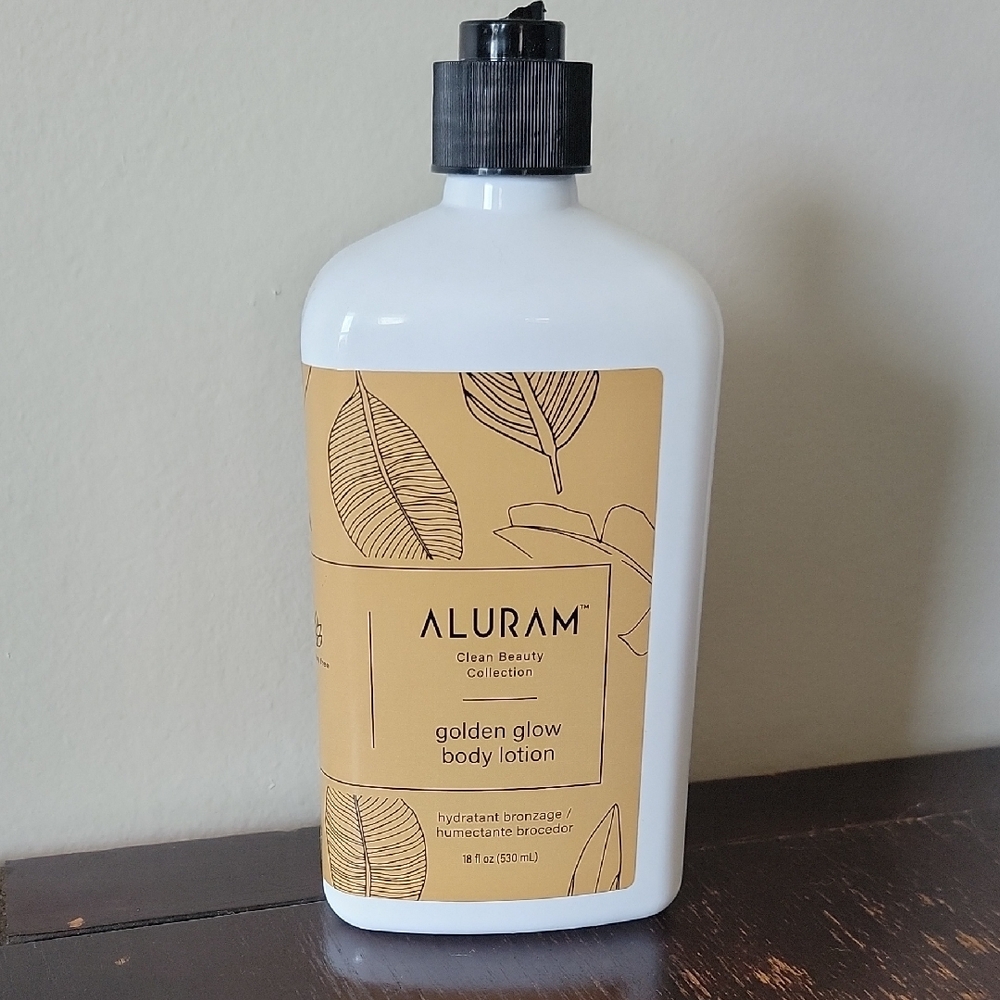Aluram Golden Glow Body Lotion